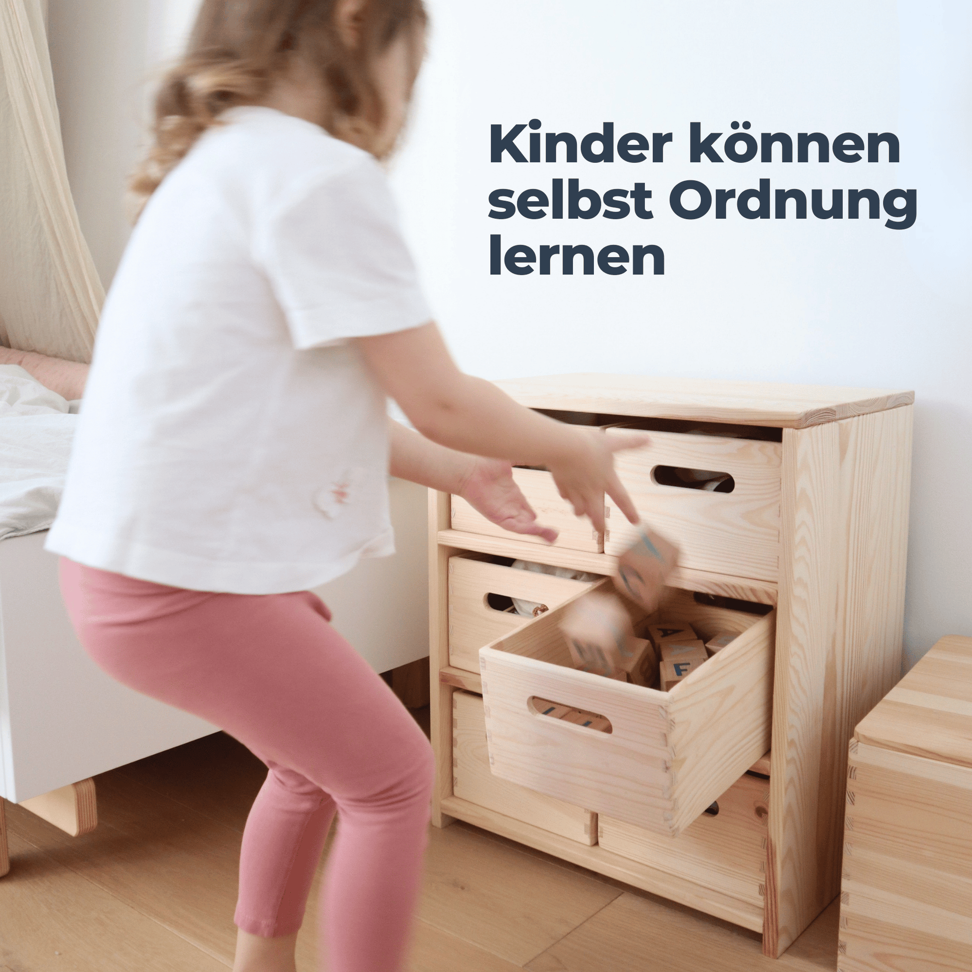 Spielzeugregal aus Holz mit 6 Kisten – Montessori-Regal | SHELF
